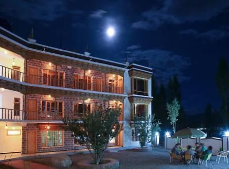 Hotel Lhalingkha Leh Zewnętrze zdjęcie