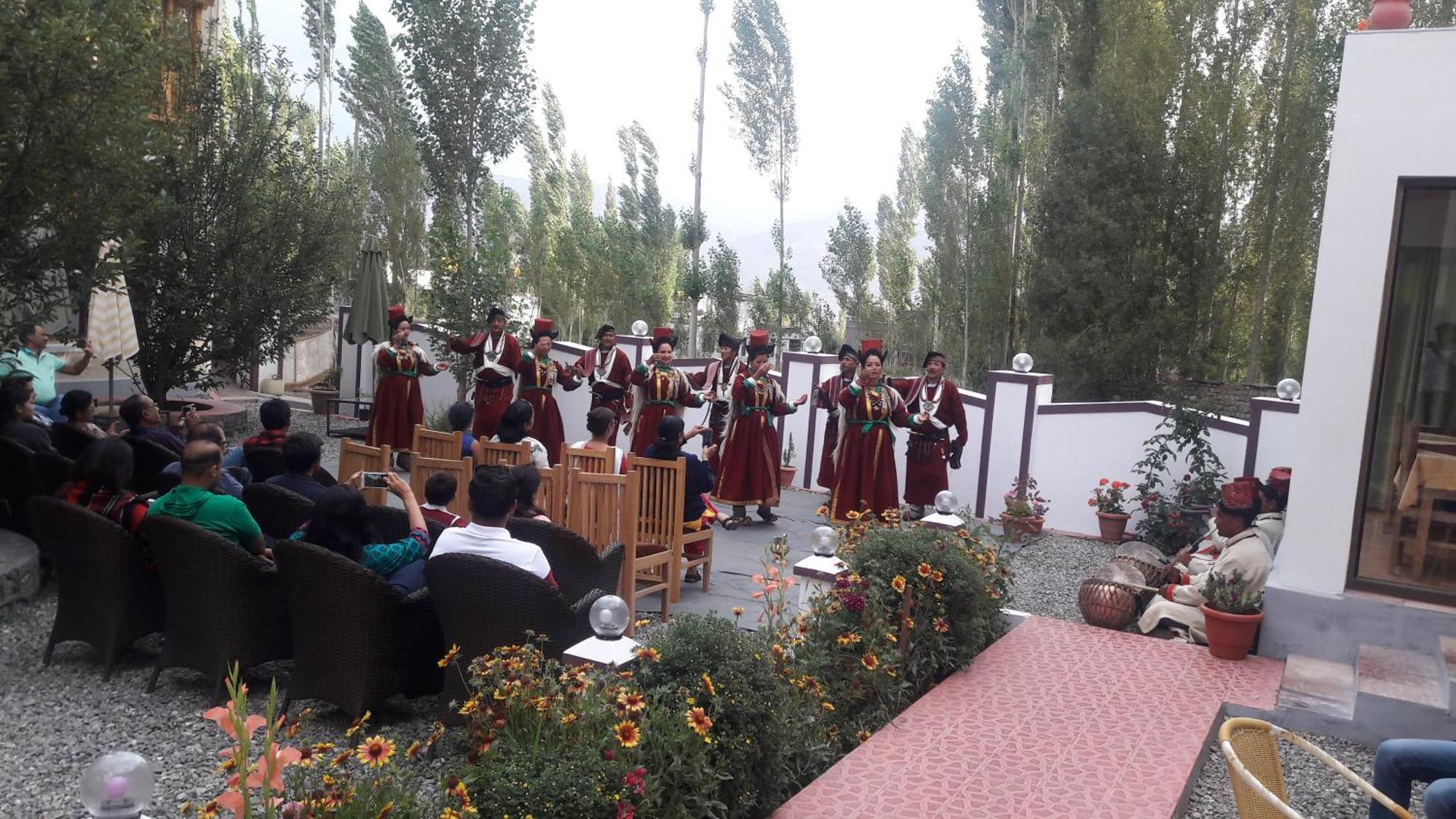 Hotel Lhalingkha Leh Zewnętrze zdjęcie